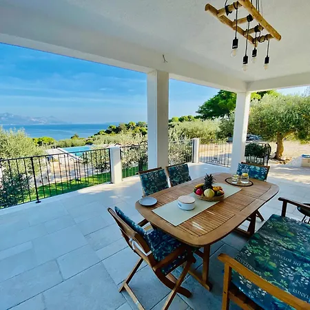 Unique In Olive Field With Salted Swimming Pool-villa Frida * サマティン